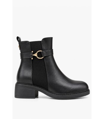 Μαύρα ankle boots με χρυσή αγκράφα και λάστιχο στο πλάι