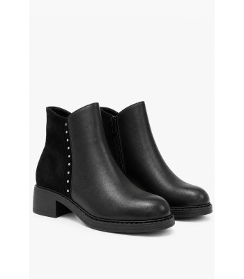 Μαύρα ankle boots με suede λεπτομέρειες και ασημί τρουκς