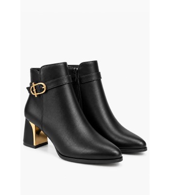 Μαύρα ankle boots με χρυσή αγκράφα και τετράγωνο τακούνι