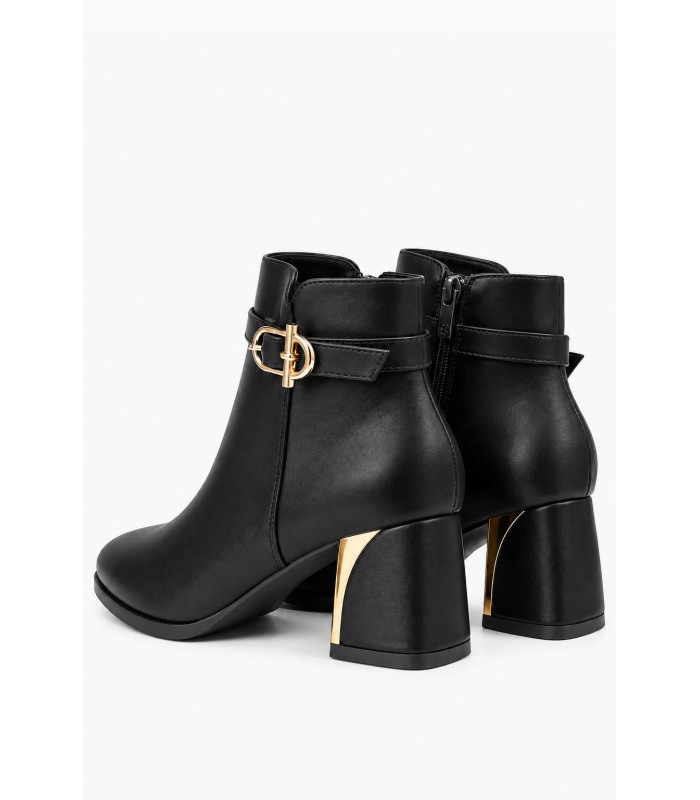 Μαύρα ankle boots με χρυσή αγκράφα και τετράγωνο τακούνι
