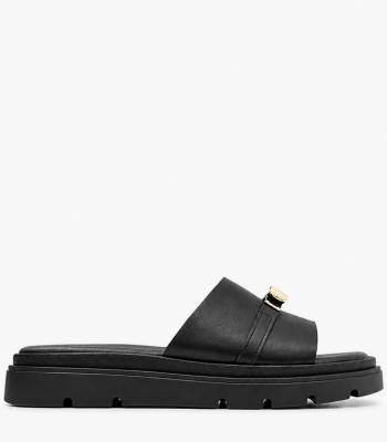 Μαύρα flatform με χρυσό διακοσμητικό