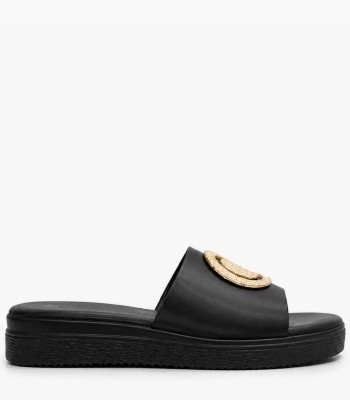 Μαύρο flatform με χρυσό διακοσμητικό στοιχείο