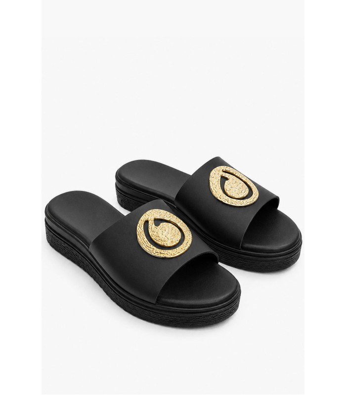 Μαύρο flatform με χρυσό διακοσμητικό στοιχείο
