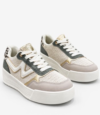 Μπεζ sneaker με πράσινες λεπτομέρειες