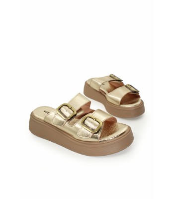Flatform με διπλή αγκράφα και ενιαία σόλα σε χρυσό χρώμα