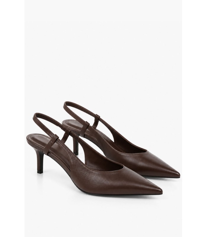 Καφέ slingback γόβες με χαμηλό τακούνι