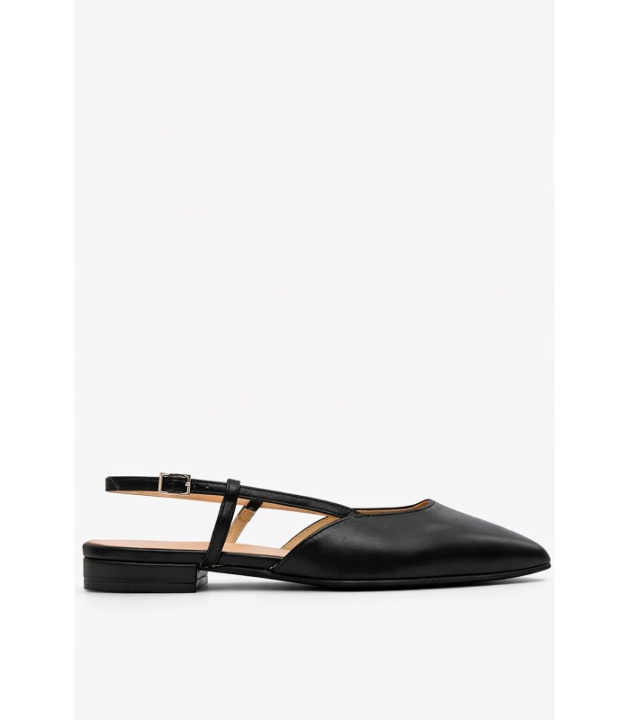 Μαύρα slingback flats με μυτερή μύτη