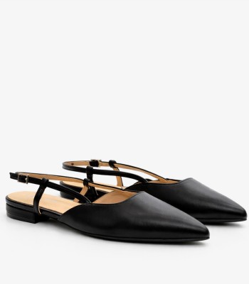 Μαύρα slingback flats με μυτερή μύτη