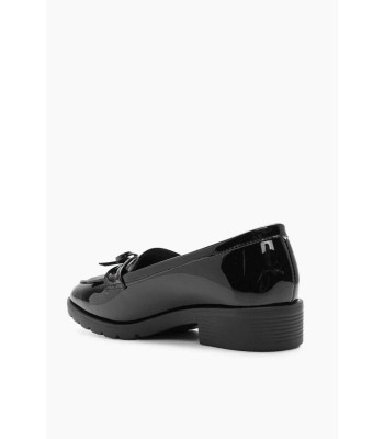 Μαύρο loafer με κρόσσια και χαμηλό τακούνι