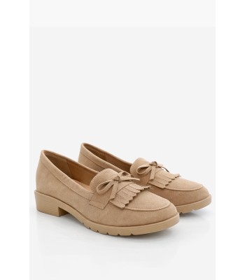 Μπεζ loafer με χοντρό τακούνι και κρόσσια