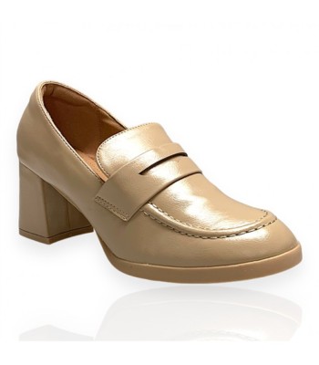 Γυναικεία loafers σε μπεζ χρώμα με χοντρό τακούνι 