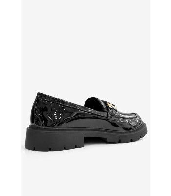 Μαύρο loafer λουστρίνι με chunky σόλα