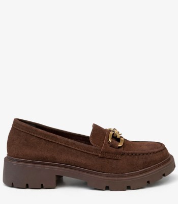 Καφέ loafer suede με μεταλλική αγκράφα και chunky σόλα