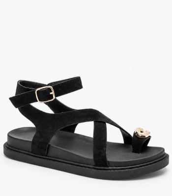 Μαύρο σανδάλι με διακοσμητικό toe ring και ανατομικό πάτο