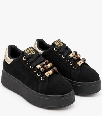 Μαύρα sneakers με χοντρή σόλα και διακοσμητικές χάντρες