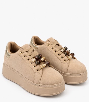 Μπεζ sneakers με χοντρή σόλα και διακοσμητικές χάντρες