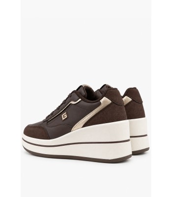 Καφέ sneakers πλατφόρμα με χρυσές λεπτομέρειες
