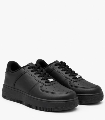 Μαύρα sneakers με χοντρή σόλα