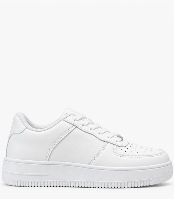 Λευκά sneakers με χοντρή σόλα