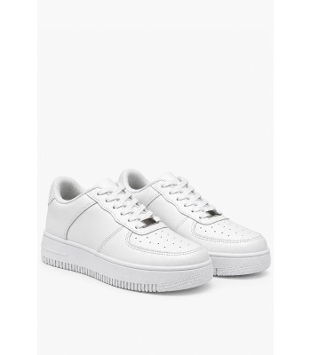 Λευκά sneakers με χοντρή σόλα