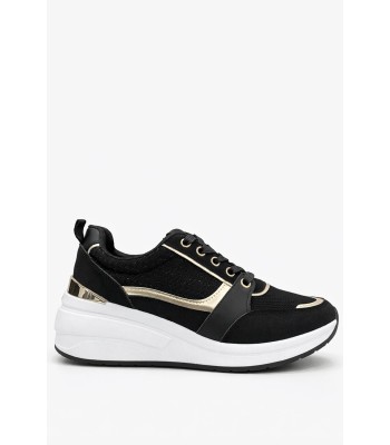 Μαύρο sneaker με χρυσές λεπτομέρειες και ανατομική σόλα
