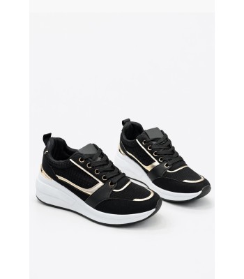 Μαύρο sneaker με χρυσές λεπτομέρειες και ανατομική σόλα