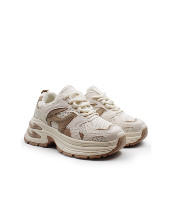 Μπεζ chunky sneakers σε συνδυασμό χρωμάτων