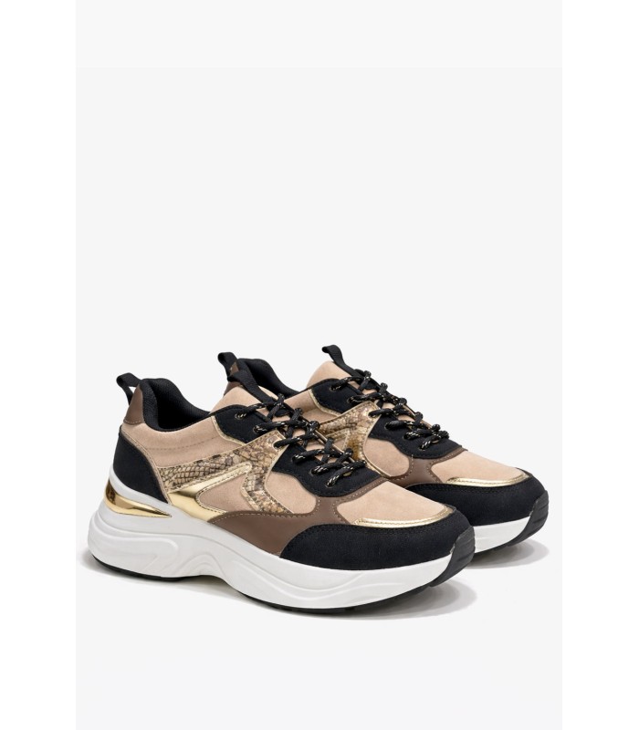 Sneaker με chunky σόλα σε συνδυασμό χρωμάτων μαύρο–μπεζ και μεταλλικές λεπτομέρειες