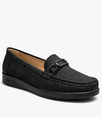 Μαύρο loafer με διακοσμητική αγκράφα και ανατομικό πάτο