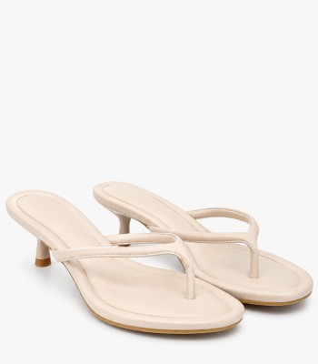 Μπεζ mules με διχάλα και kitten heel