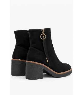 Μαύρα ankle boots suede με κρεπ σόλα και διακοσμητικό φερμουάρ