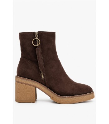 Καφέ ankle boots suede με κρεπ σόλα και διακοσμητικό φερμουάρ