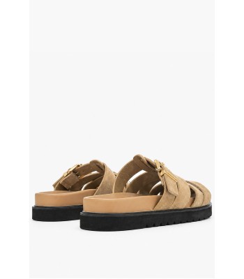 Μπεζ flatform με πλεγμένα λουριά και αγκράφα