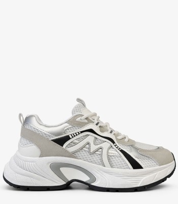 Λευκό chunky sneaker με mesh και μαύρες λεπτομέρειες