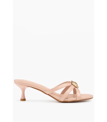 Nude mule kitten heel με λεπτές φάσες και χρυσή αγκράφα