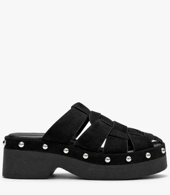 Μάυρα flatform mules με πλεγμένες φάσες και τρουκς