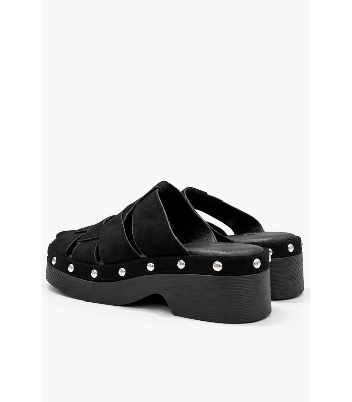 Μάυρα flatform mules με πλεγμένες φάσες και τρουκς