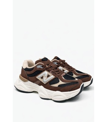 Καφέ sneaker με chunky σόλα