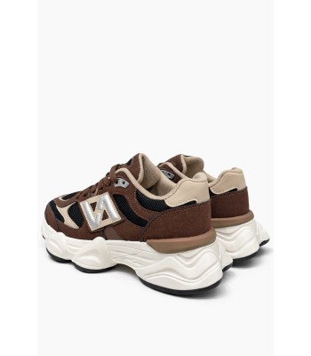 Καφέ sneaker με chunky σόλα
