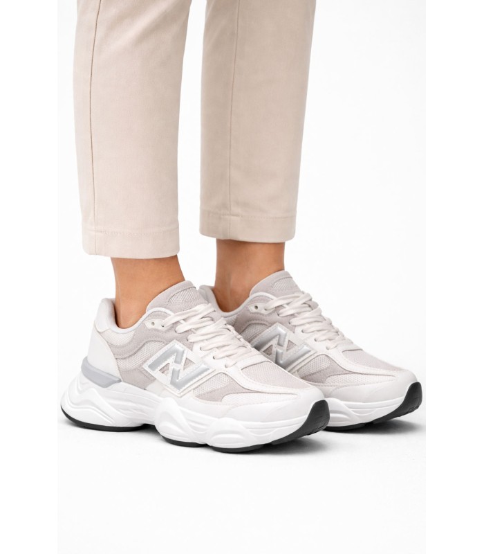 Γυναικείο chunky sneaker λευκό με γκρι λεπτομέρειες