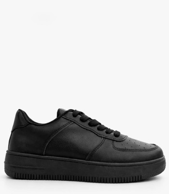 Μαύρο sneaker με χοντρή σόλα