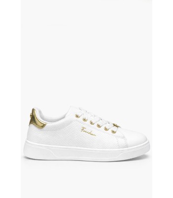 Λευκό sneaker με χρυσές λεπτομέρειες