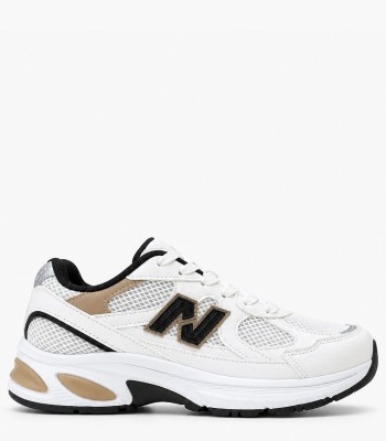 Λευκά chunky sneakers με μπεζ και μαύρες λεπτομέρειες