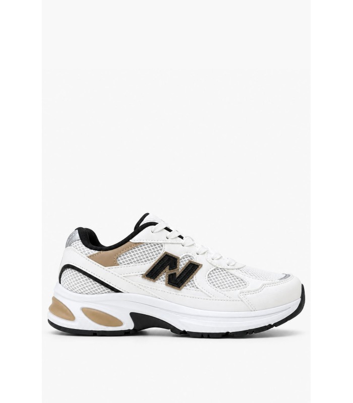 Λευκά chunky sneakers με μπεζ και μαύρες λεπτομέρειες