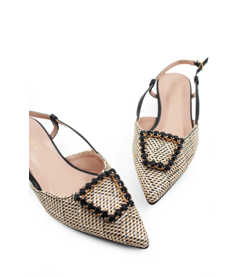 Γυναικείο slingback flat σε μαύρο και μπεζ χρώμα με αγκράφα στρας