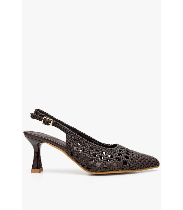 Καφέ slingback γόβα πλεκτή με λεπτό τακούνι