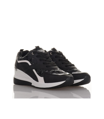 Μαύρα Sneakers με υπερυψωμένη σόλα 
