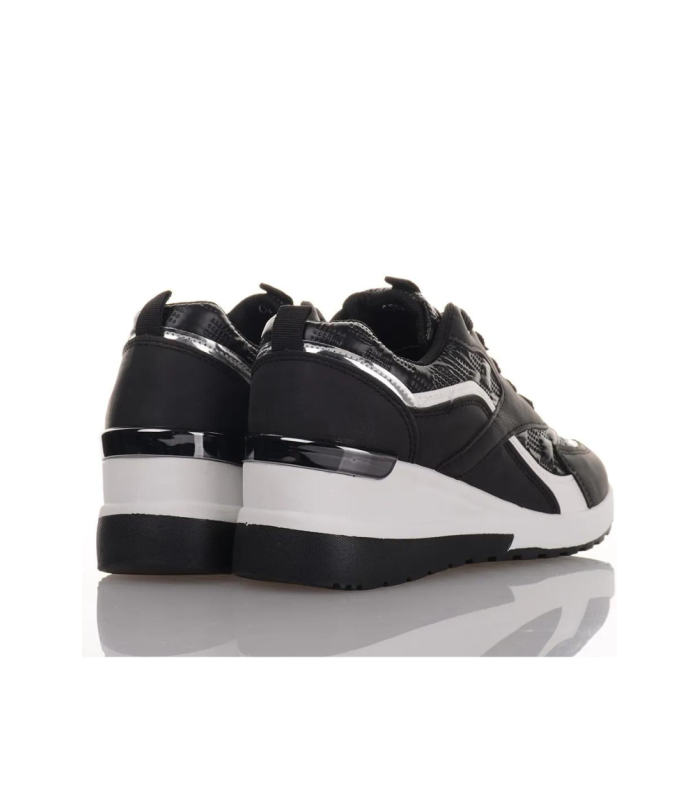 Μαύρα Sneakers με υπερυψωμένη σόλα 