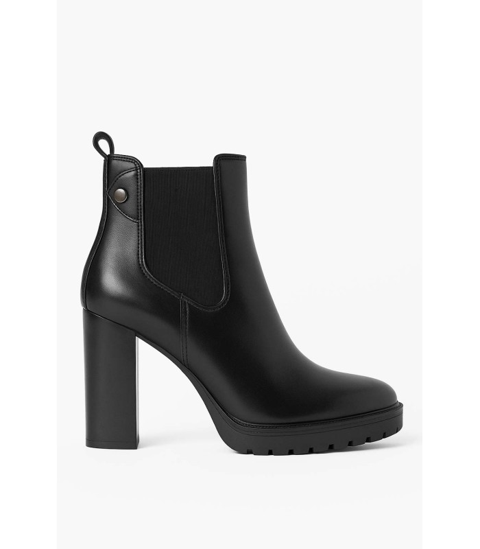 Μαύρο ankle boot με χοντρό τακούνι και ελαστικά πλαϊνά