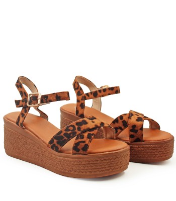 Πλαφόρμα με animal print και λουράκι στον αστράγαλο